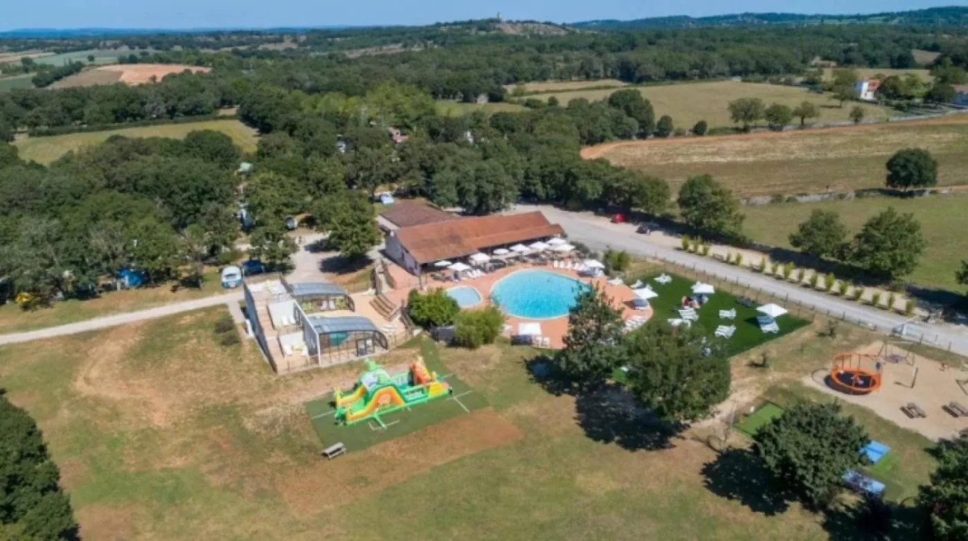 Mobilhome 3 Etoiles - Piscine - Eeebaf Rocamadour Ferienhaus